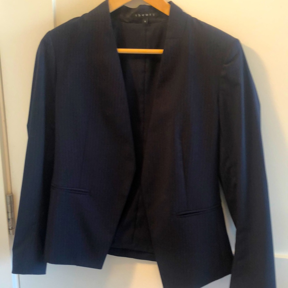 Theory jacket new no tag size 2 navy pinstripe